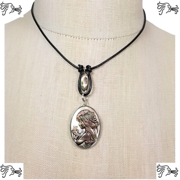 Carved Abalone Cameo Choker Necklace & Earrings Brown Hand knotted Leather - Picture 5 of 5